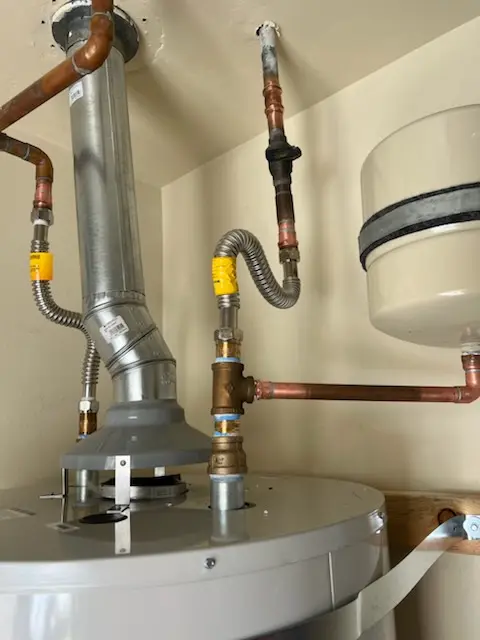 Water heater installation and plumbing repair in Seminole